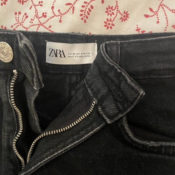 Denim Zara shorts - Picture 3 of 3